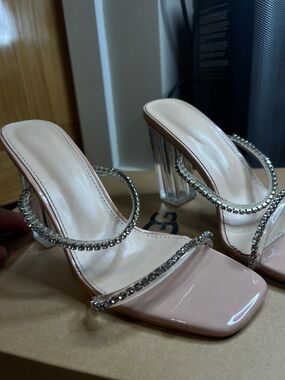 Nude Rhinestone Strap Clear Heel✨💎